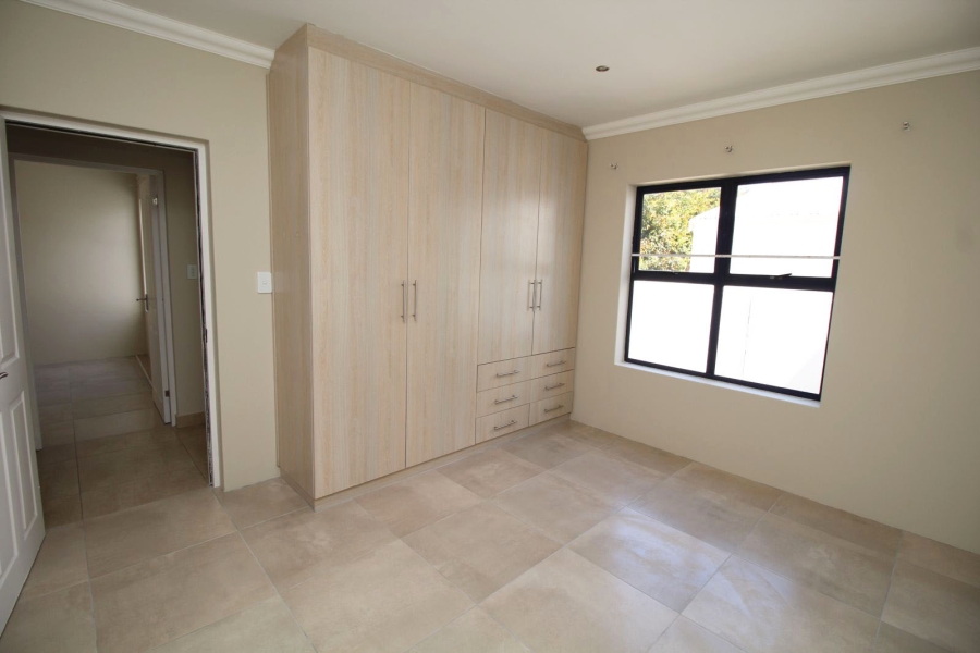 3 Bedroom Property for Sale in Blue Lagoon Western Cape
